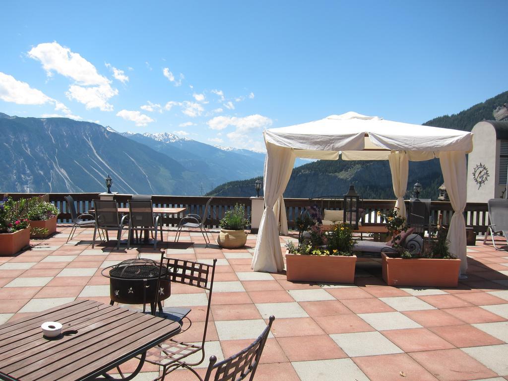 Bed and Breakfast La Demeure Des Elfes Albinen Exterior foto