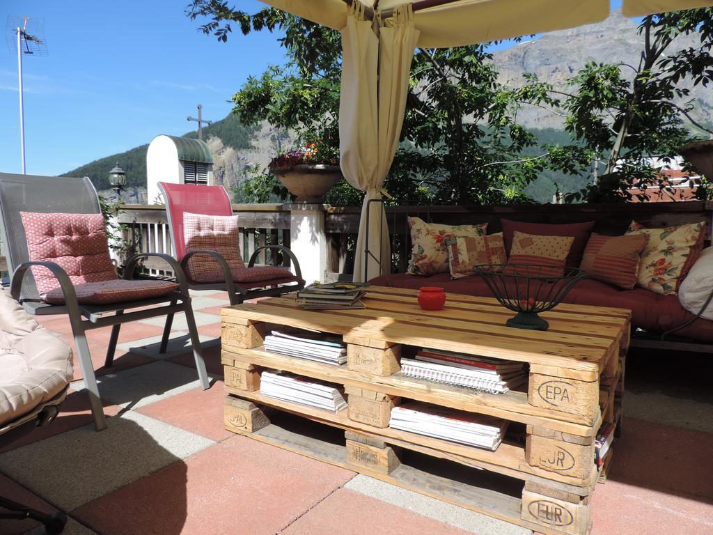 Bed and Breakfast La Demeure Des Elfes Albinen Exterior foto