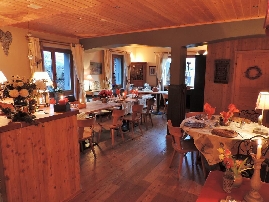 Bed and Breakfast La Demeure Des Elfes Albinen Exterior foto