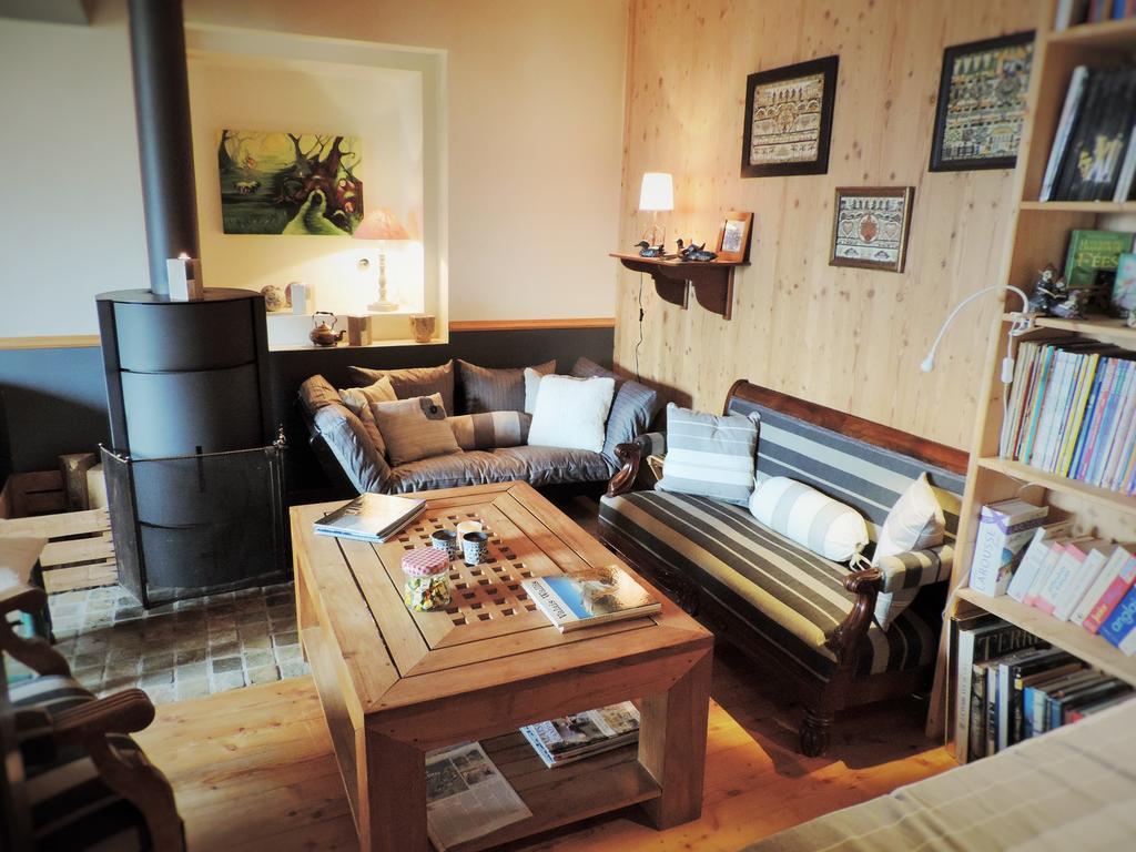 Bed and Breakfast La Demeure Des Elfes Albinen Exterior foto